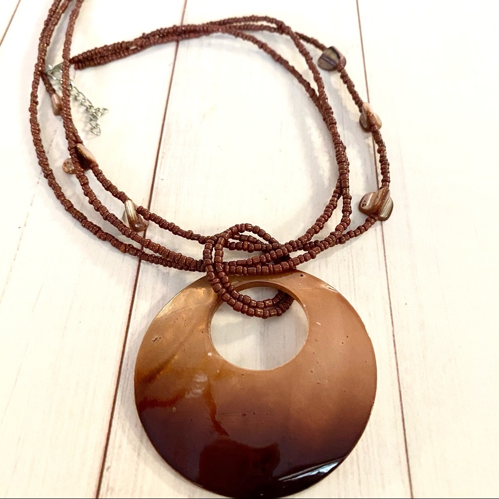 Brown Shell Necklace - Picture 3 of 6